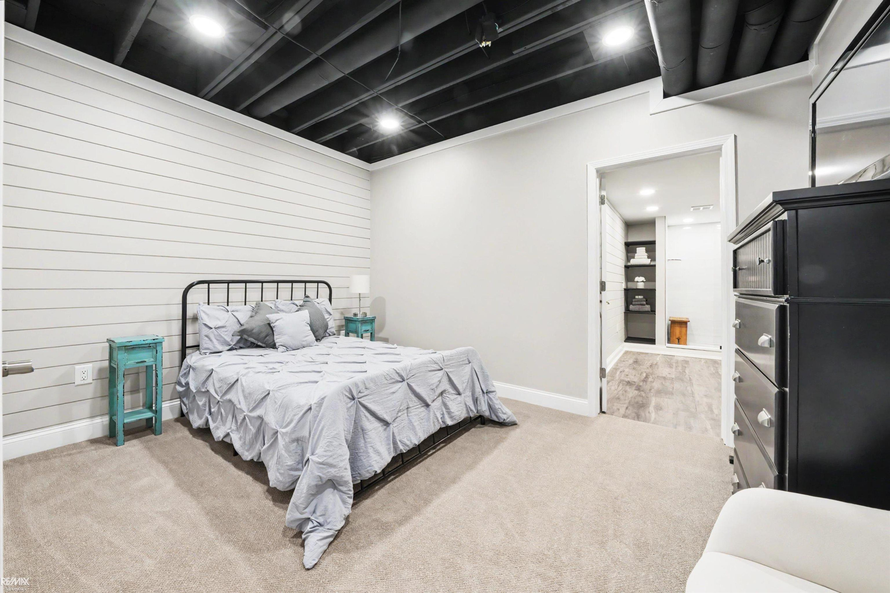 34389 Dante Drive, New Baltimore, MI 48047 — Photo 41