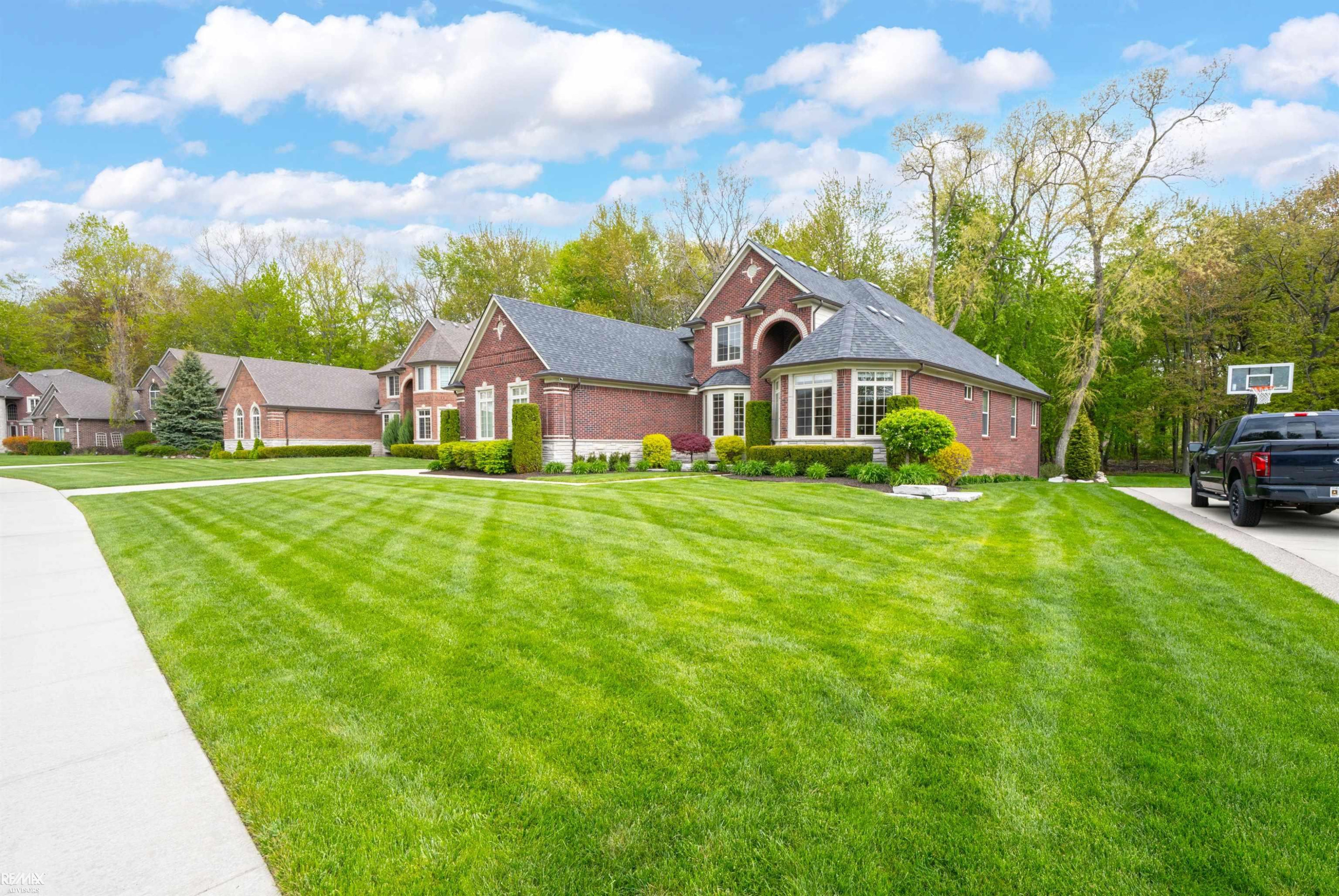 34389 Dante Drive, New Baltimore, MI 48047 — Photo 48