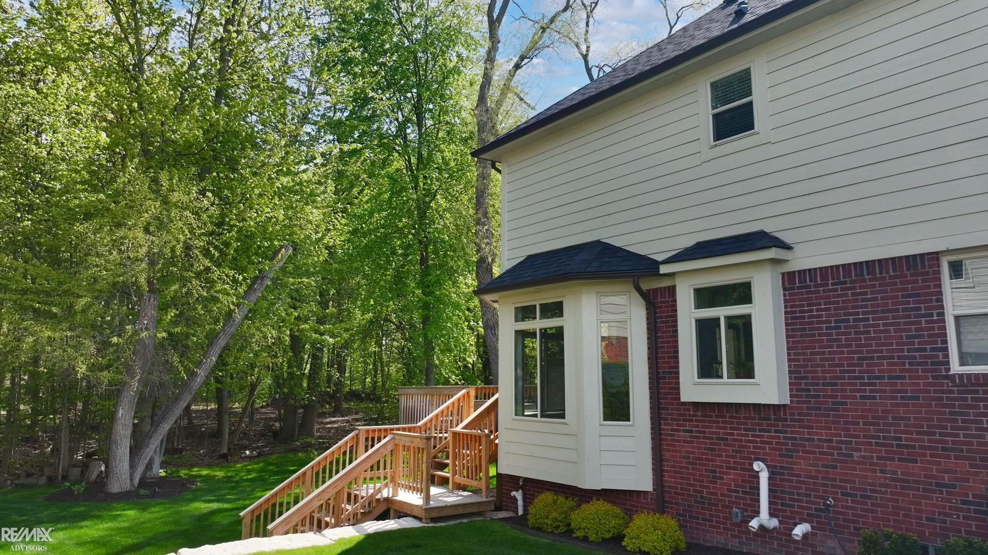 34389 Dante Drive, New Baltimore, MI 48047 — Photo 56