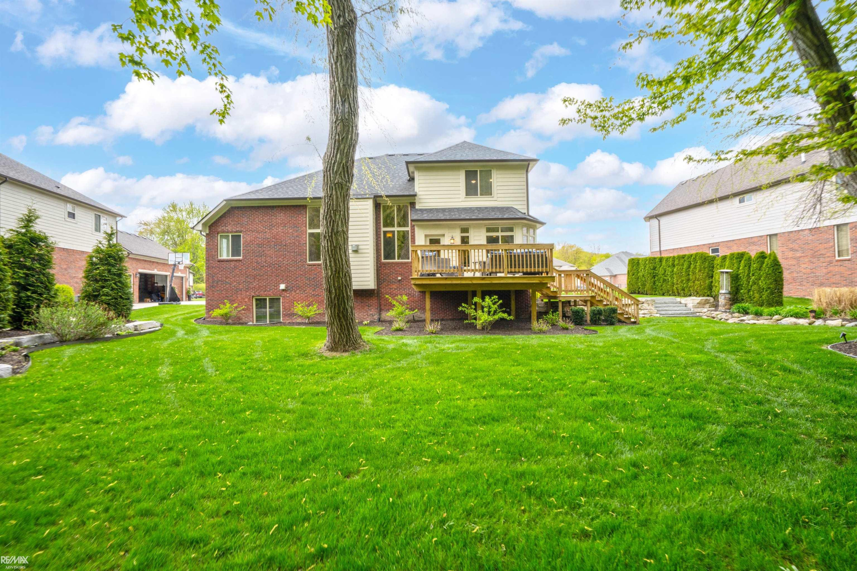 34389 Dante Drive, New Baltimore, MI 48047 — Photo 57