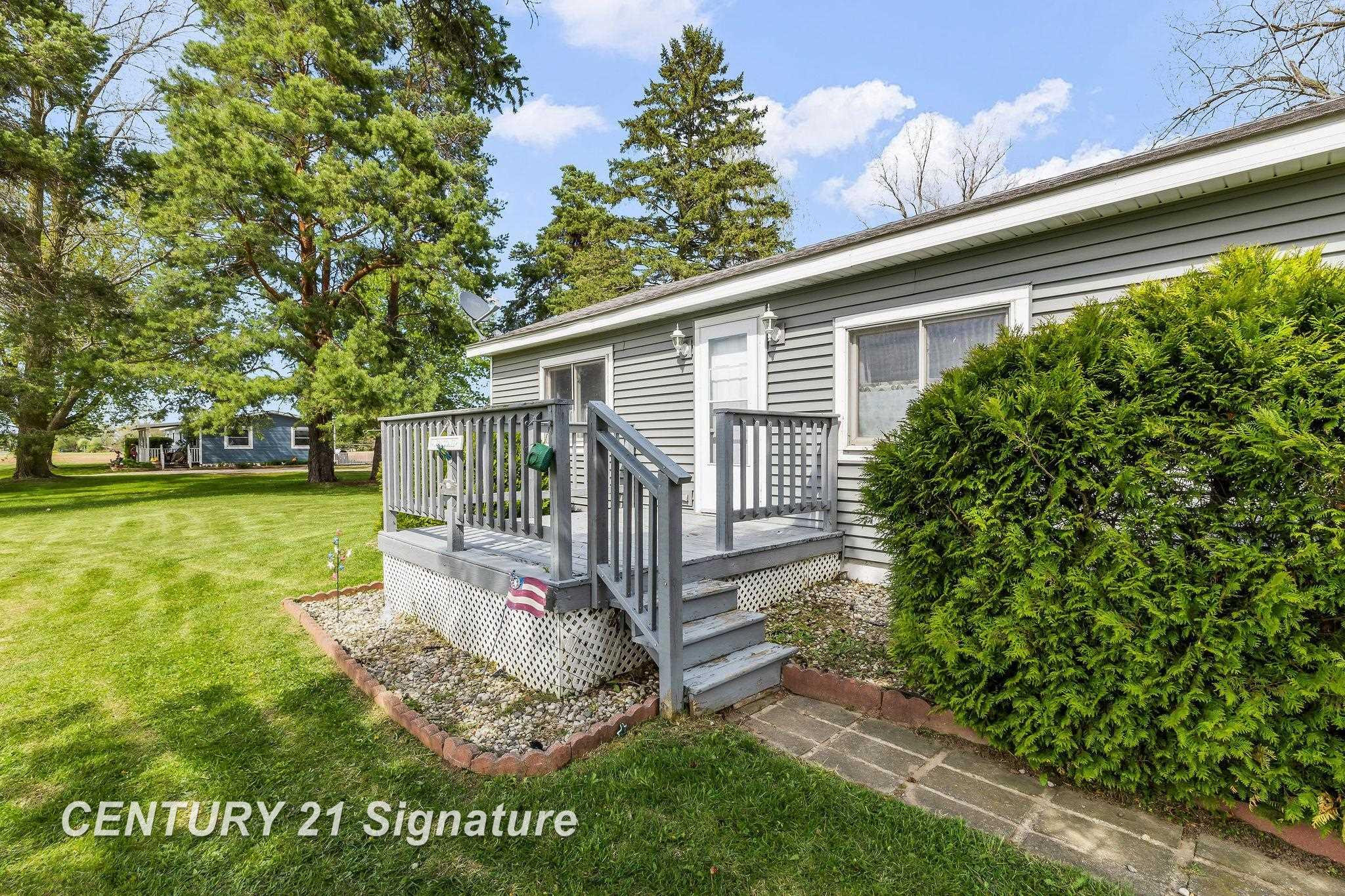 1005 S Meridian Road, Merrill, MI 48637 — Photo 17
