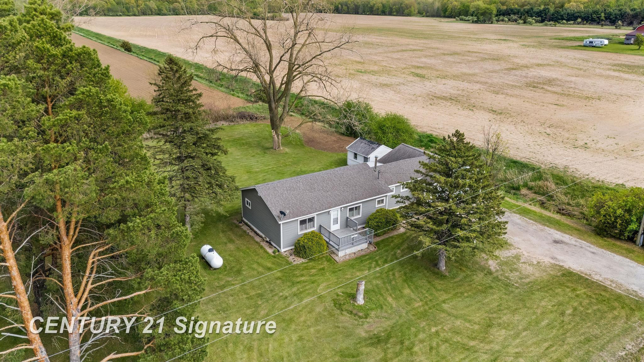 1005 S Meridian Road, Merrill, MI 48637 — Photo 22