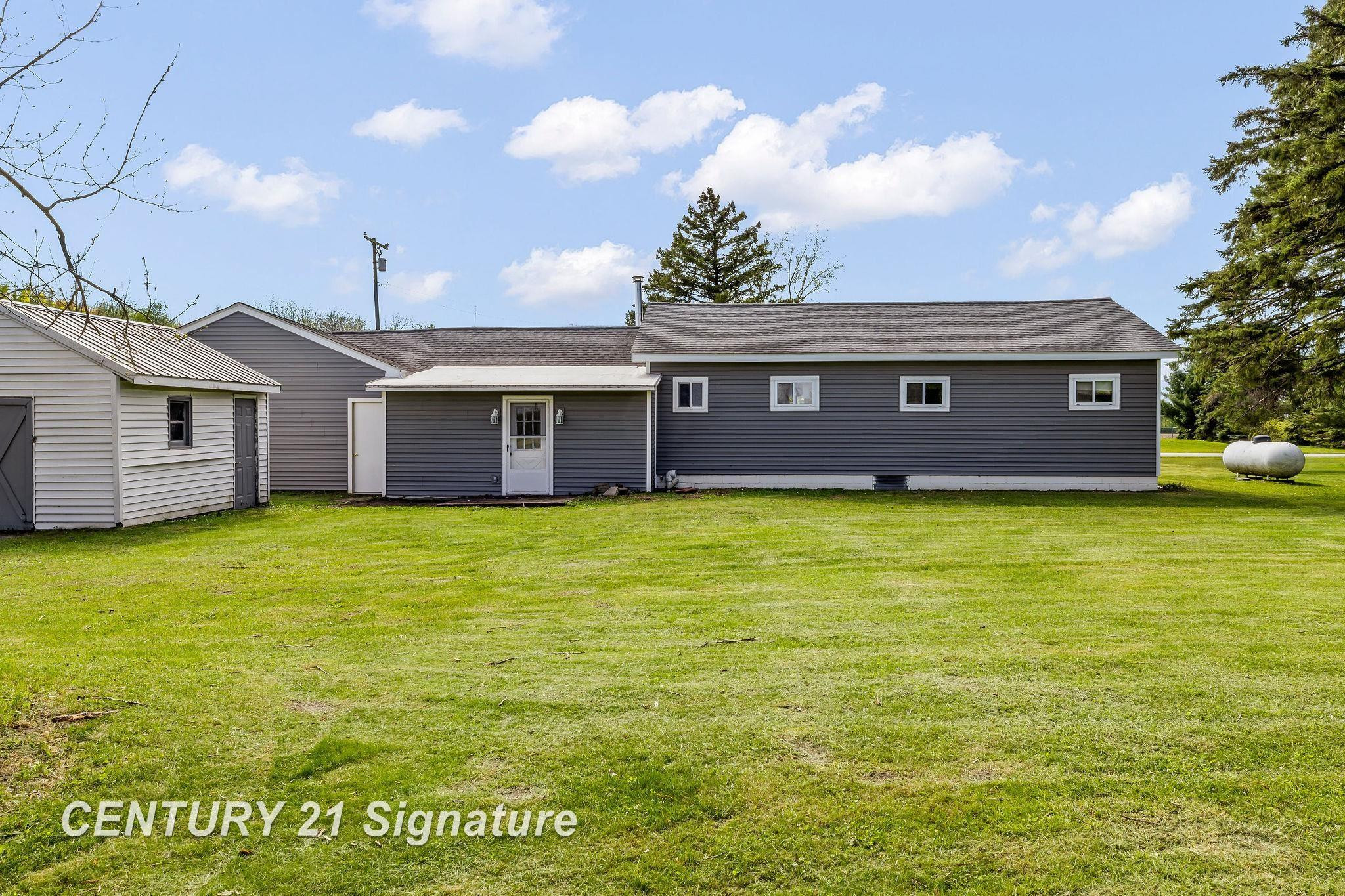 1005 S Meridian Road, Merrill, MI 48637 — Photo 27
