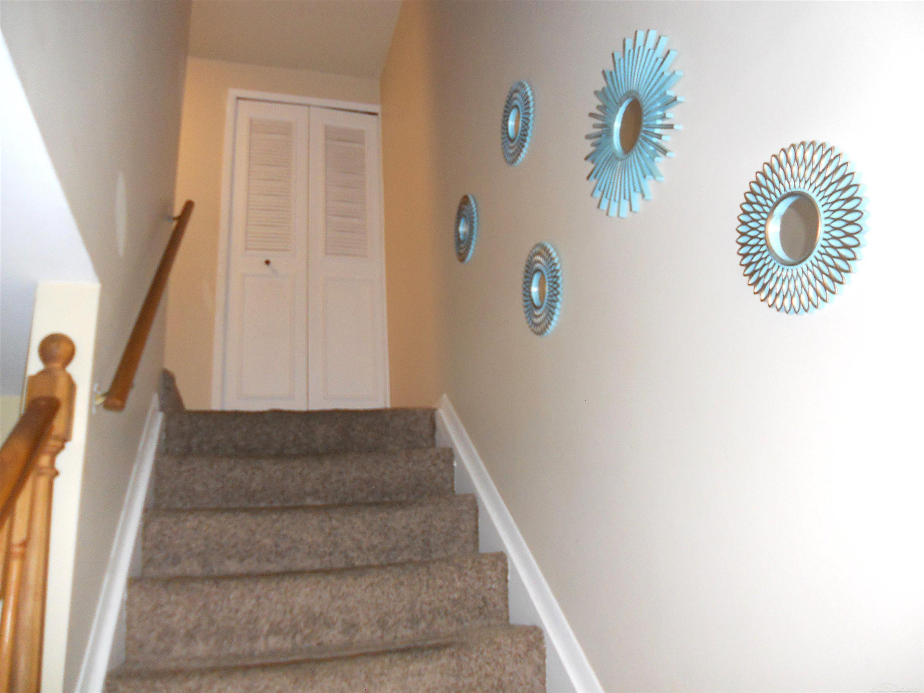 24541 SEATON CIRCUIT E. Drive, BLDG 2, UNIT 15., Warren, MI 48091 — Photo 36