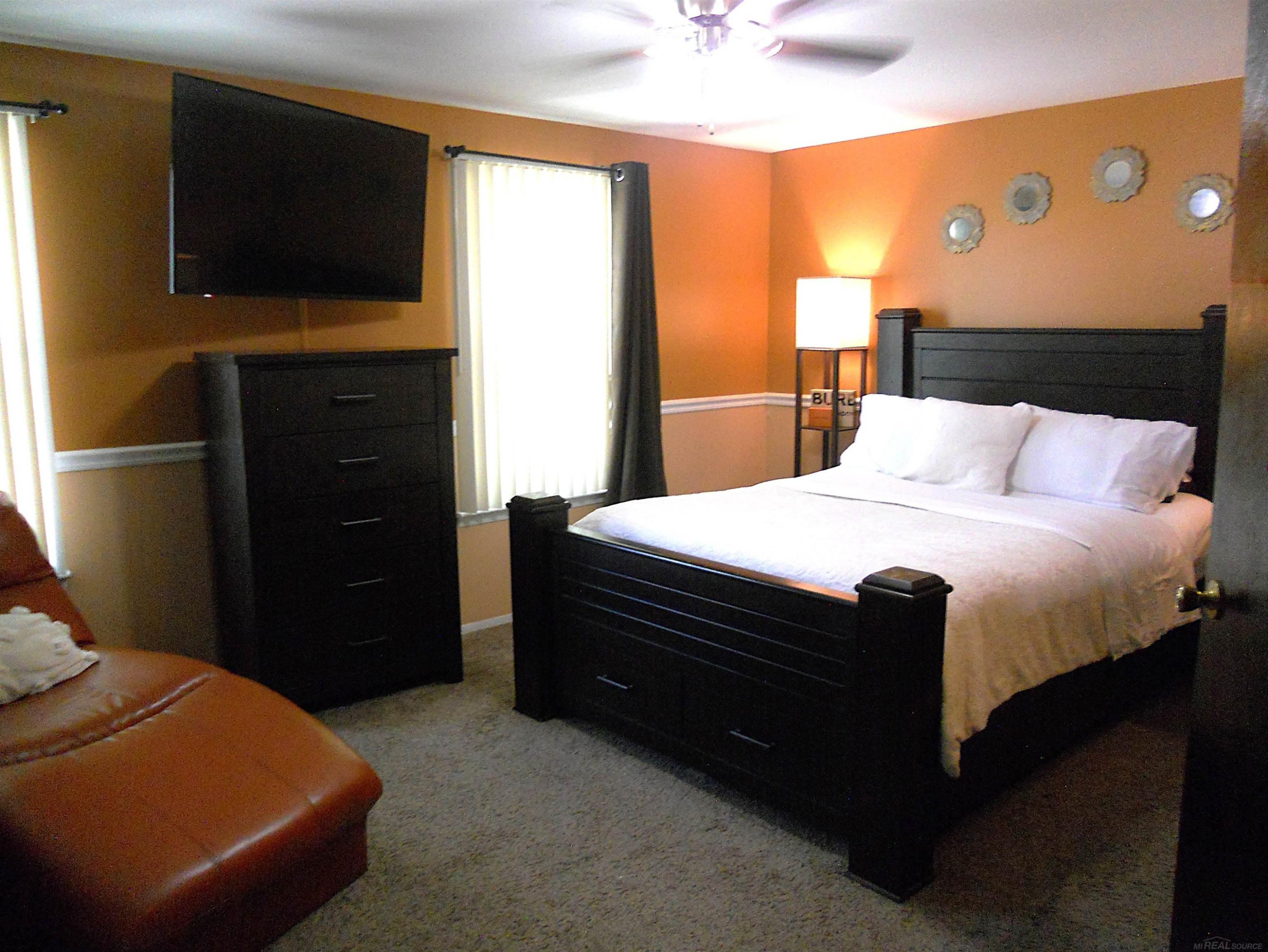 24541 SEATON CIRCUIT E. Drive, BLDG 2, UNIT 15., Warren, MI 48091 — Photo 38