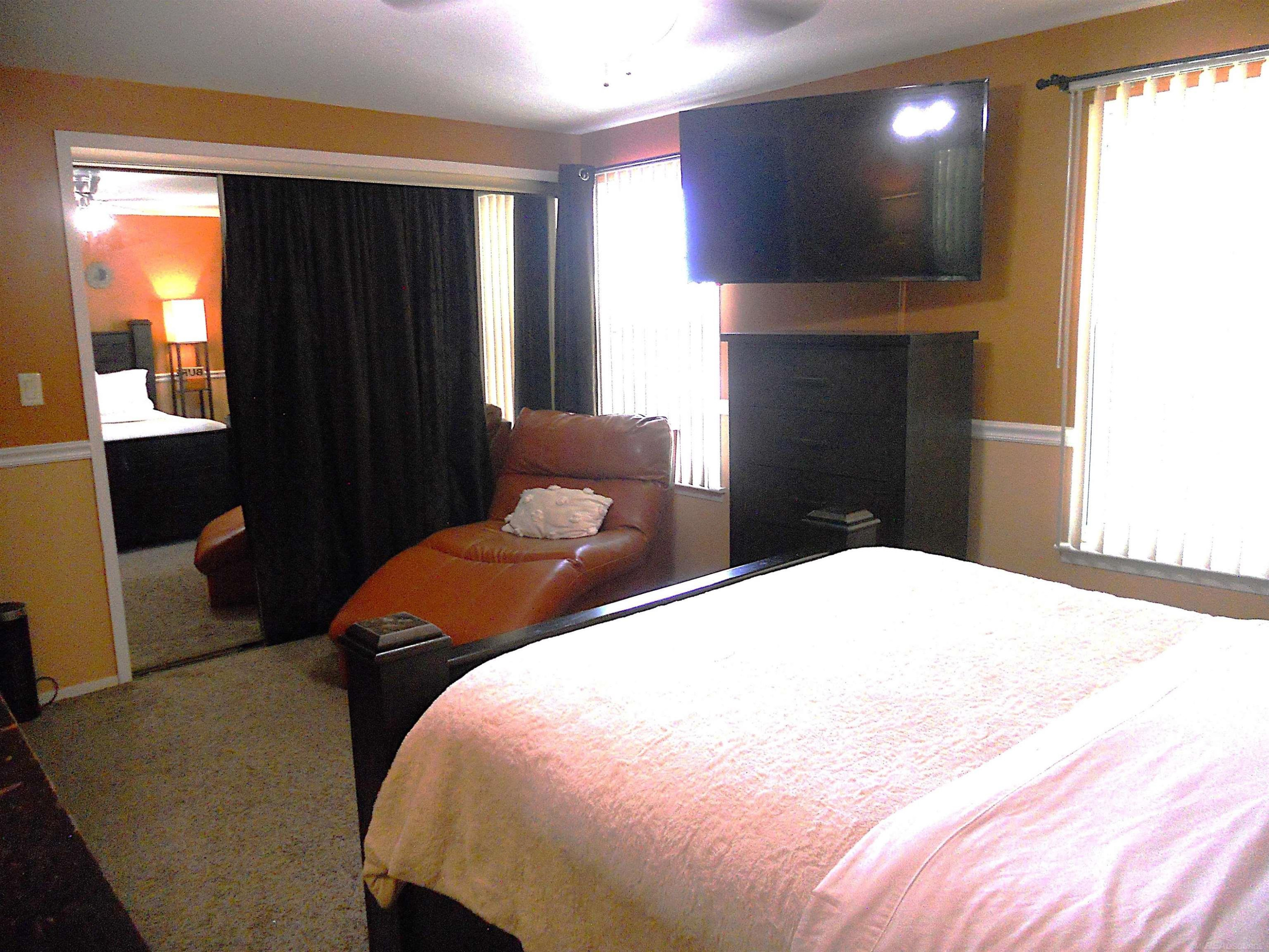 24541 SEATON CIRCUIT E. Drive, BLDG 2, UNIT 15., Warren, MI 48091 — Photo 41
