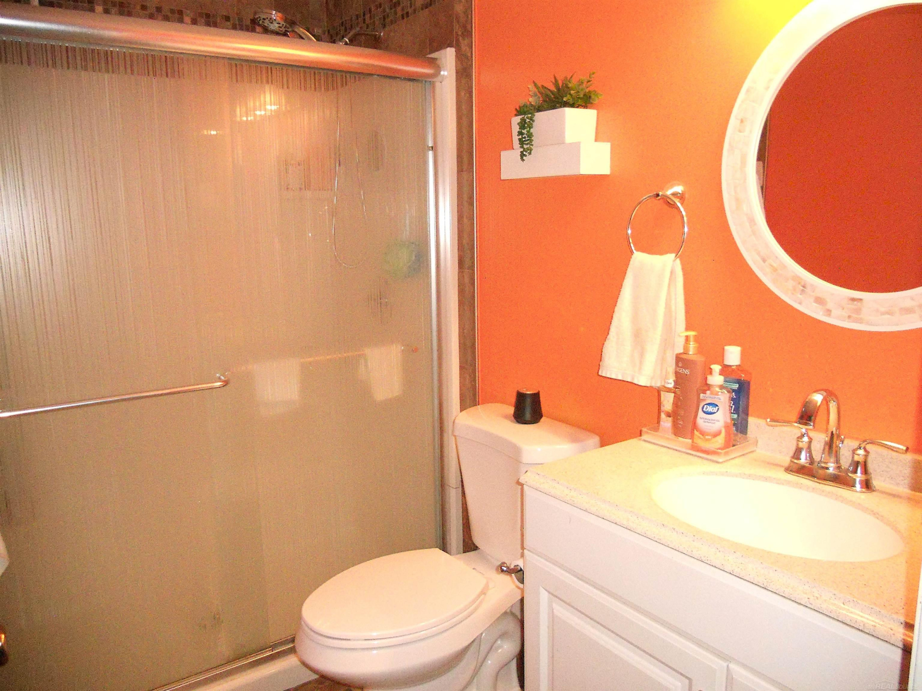 24541 SEATON CIRCUIT E. Drive, BLDG 2, UNIT 15., Warren, MI 48091 — Photo 45