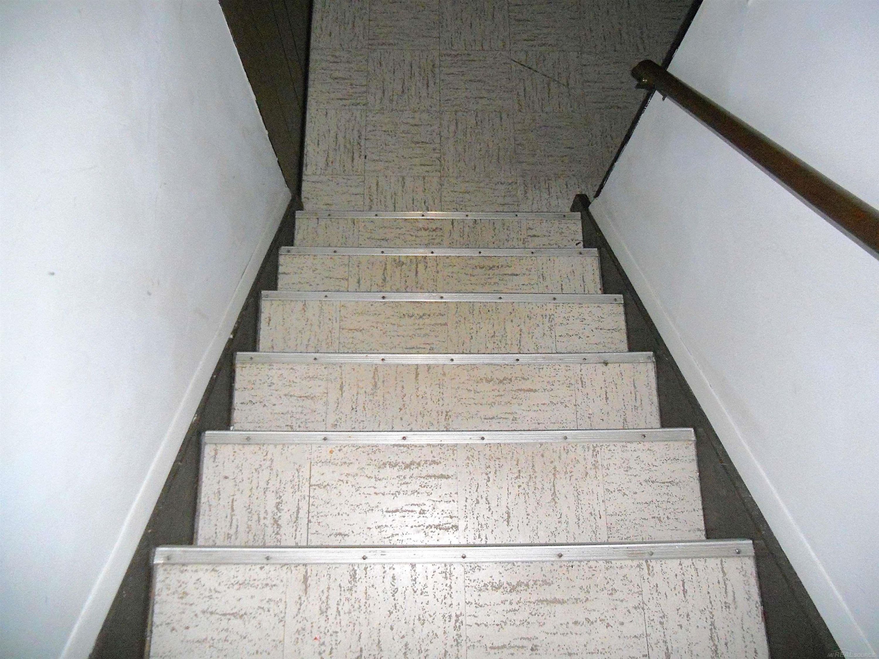 24541 SEATON CIRCUIT E. Drive, BLDG 2, UNIT 15., Warren, MI 48091 — Photo 52