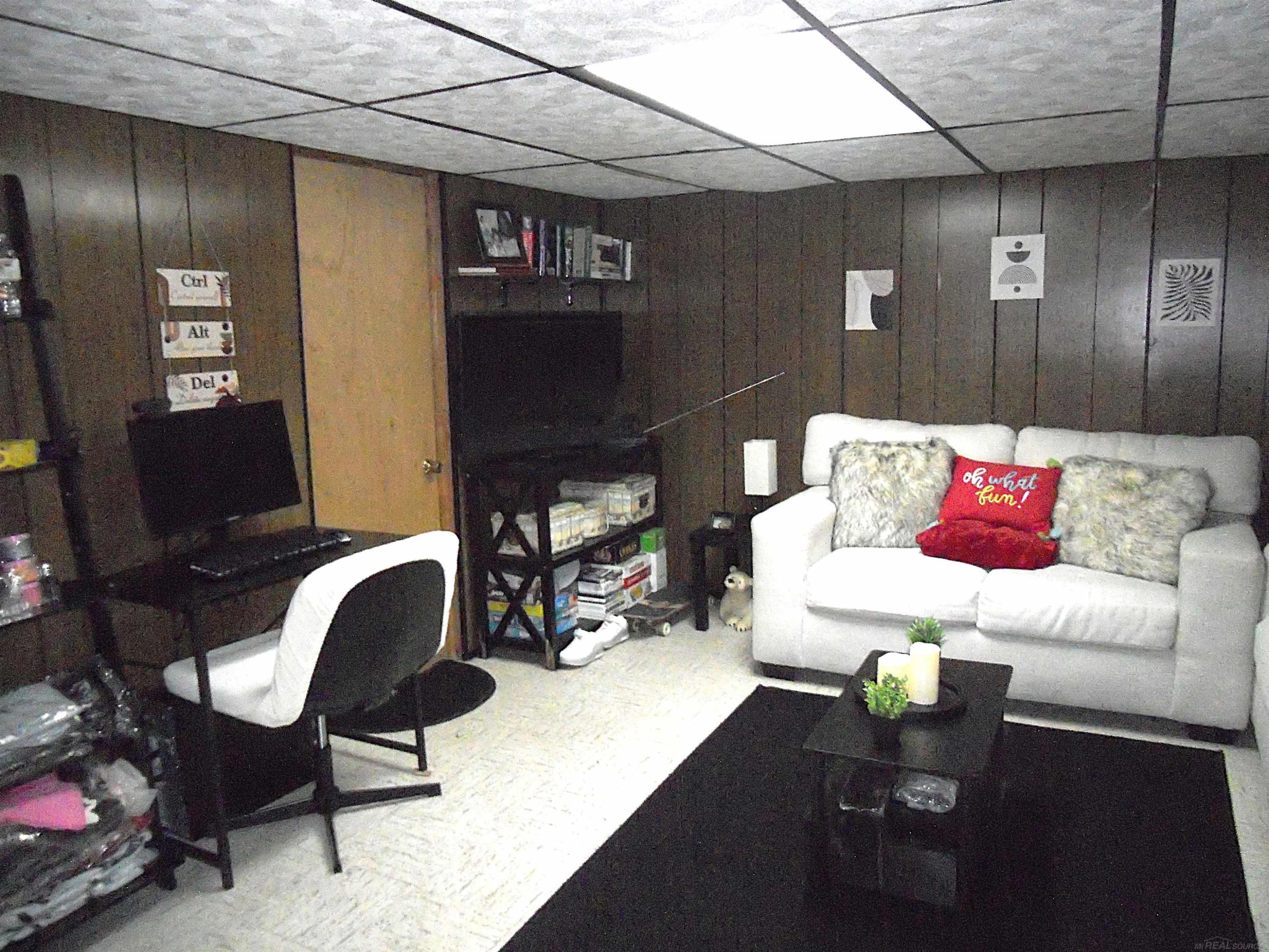 24541 SEATON CIRCUIT E. Drive, BLDG 2, UNIT 15., Warren, MI 48091 — Photo 54