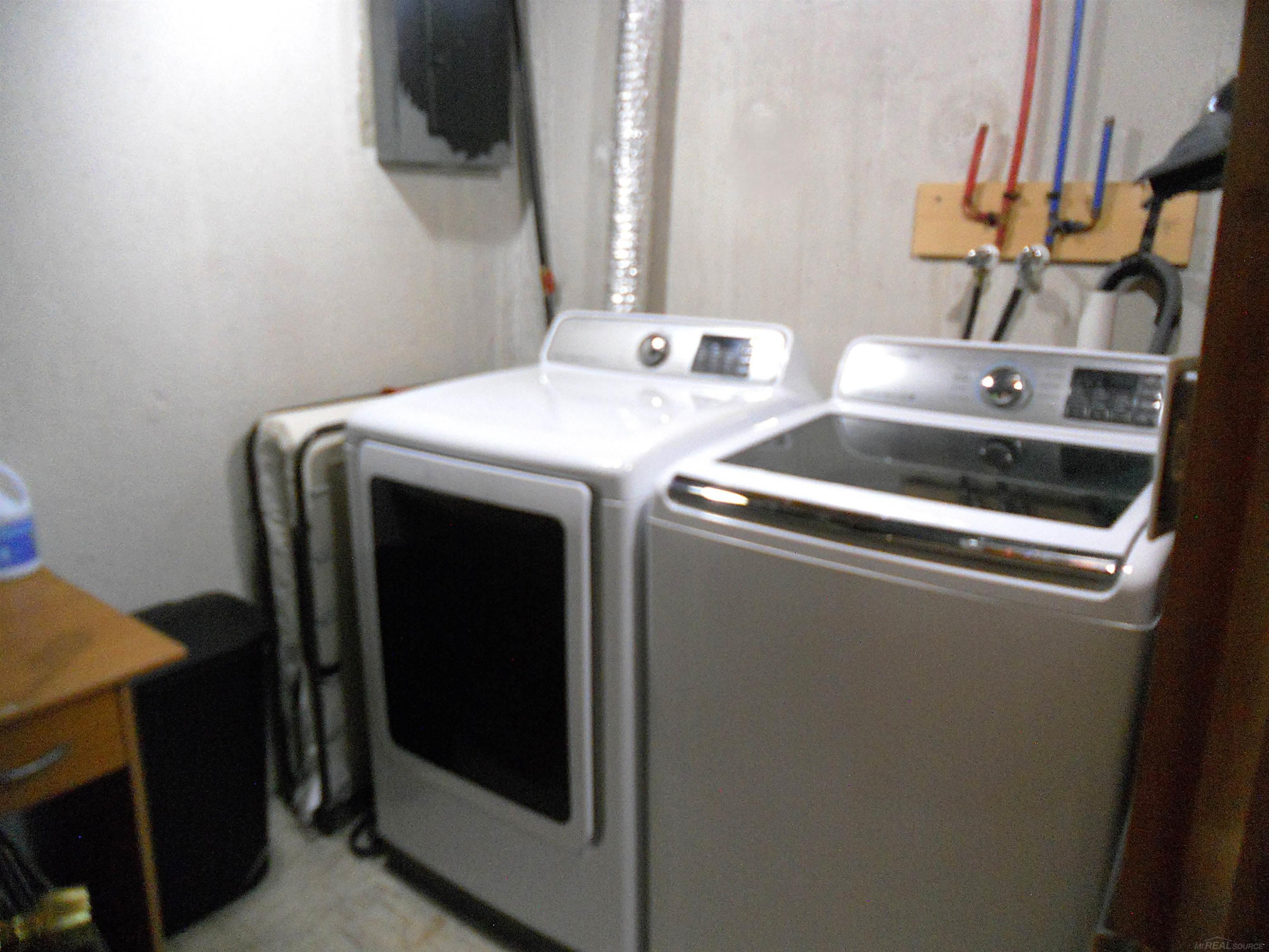 24541 SEATON CIRCUIT E. Drive, BLDG 2, UNIT 15., Warren, MI 48091 — Photo 57