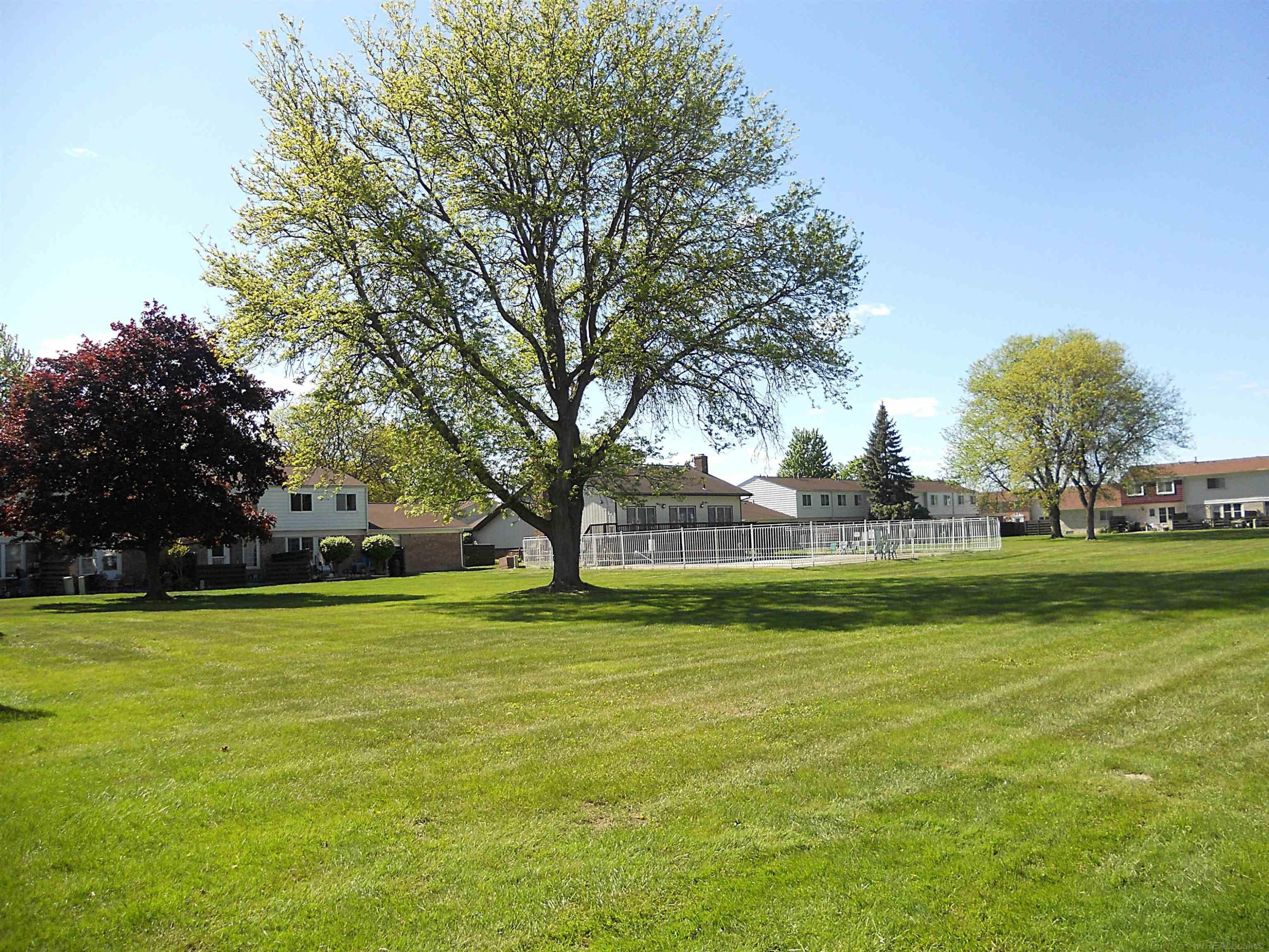 24541 SEATON CIRCUIT E. Drive, BLDG 2, UNIT 15., Warren, MI 48091 — Photo 62