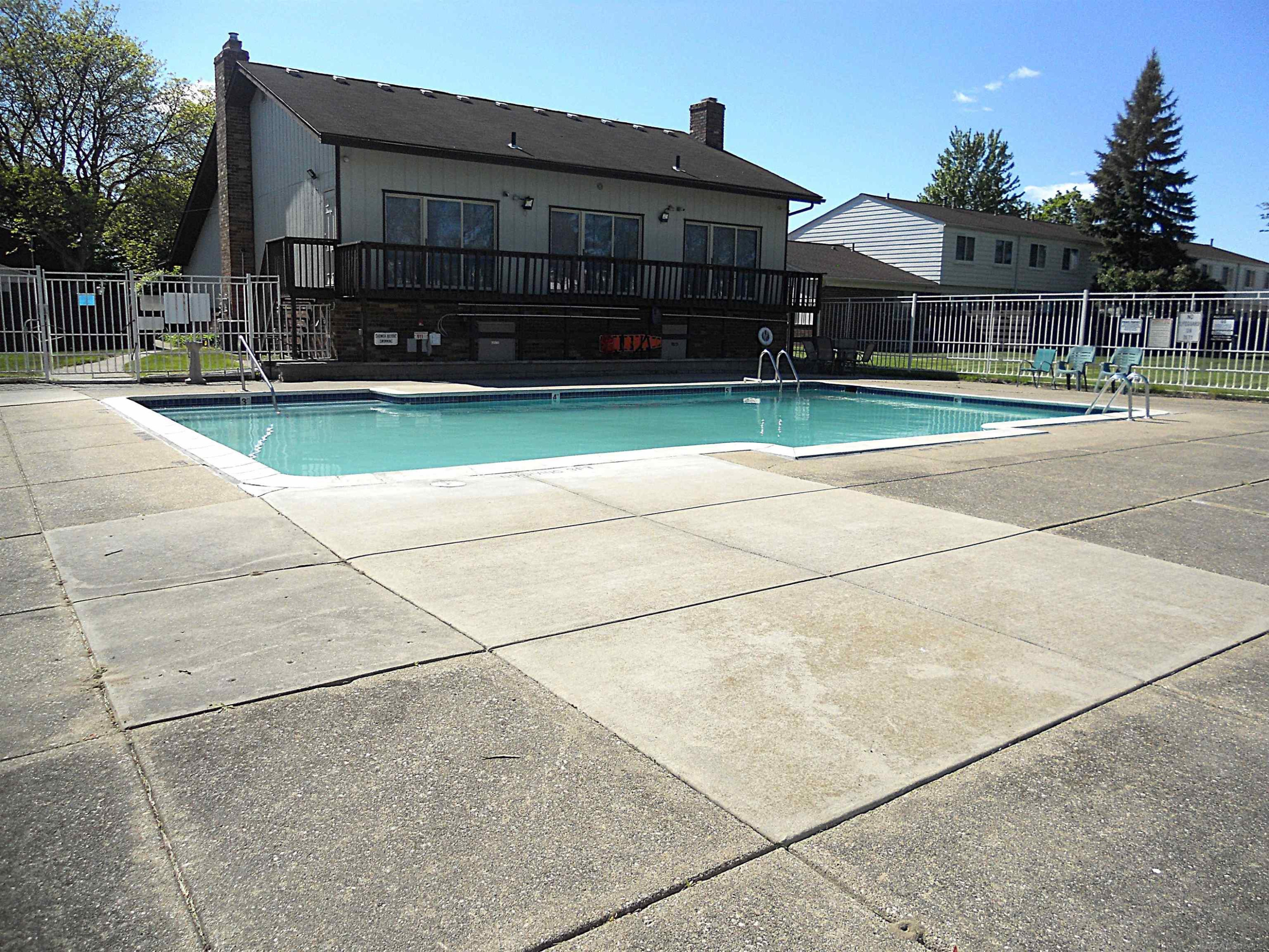 24541 SEATON CIRCUIT E. Drive, BLDG 2, UNIT 15., Warren, MI 48091 — Photo 63