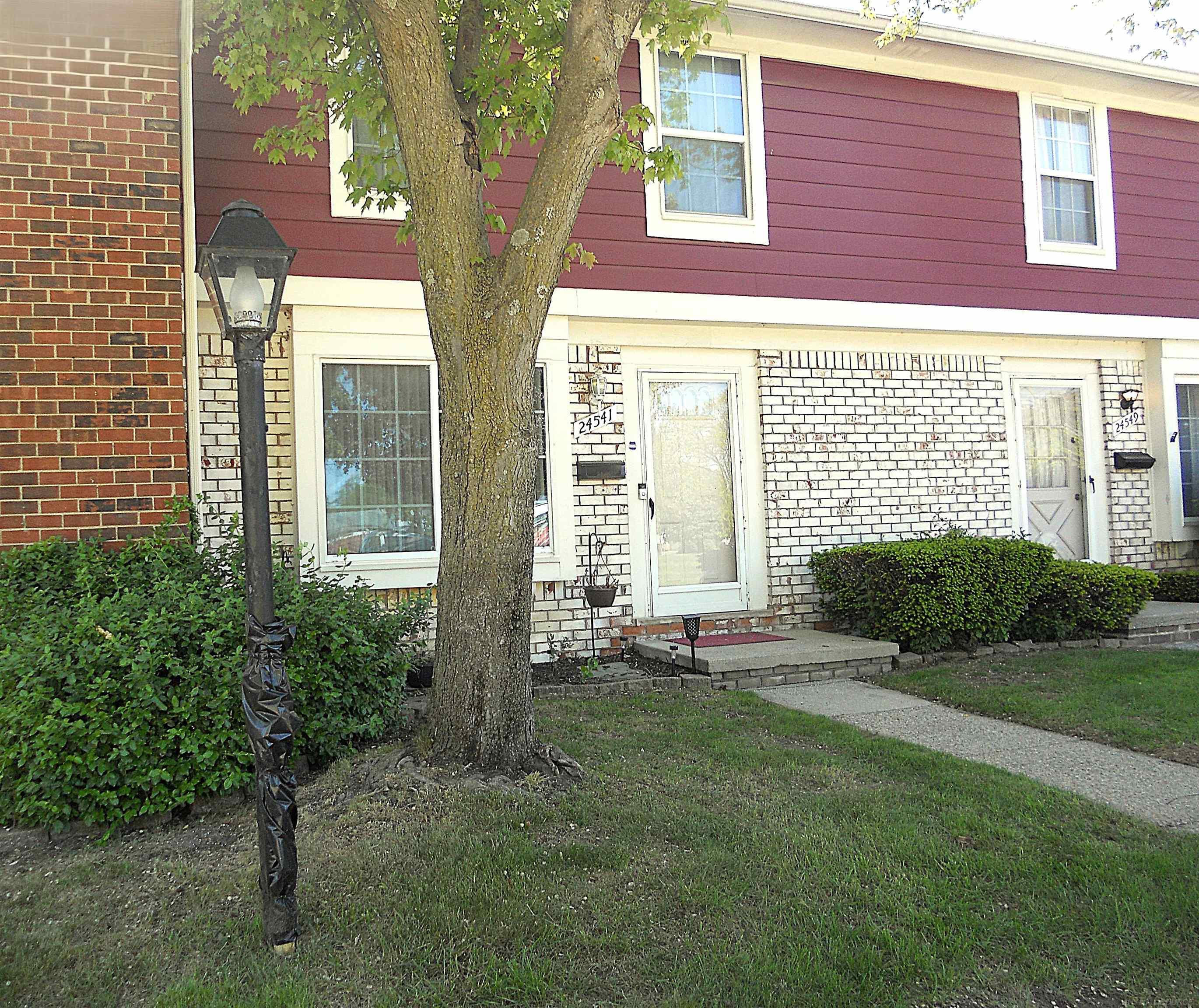 24541 SEATON CIRCUIT E. Drive, BLDG 2, UNIT 15., Warren, MI 48091 — Photo 70