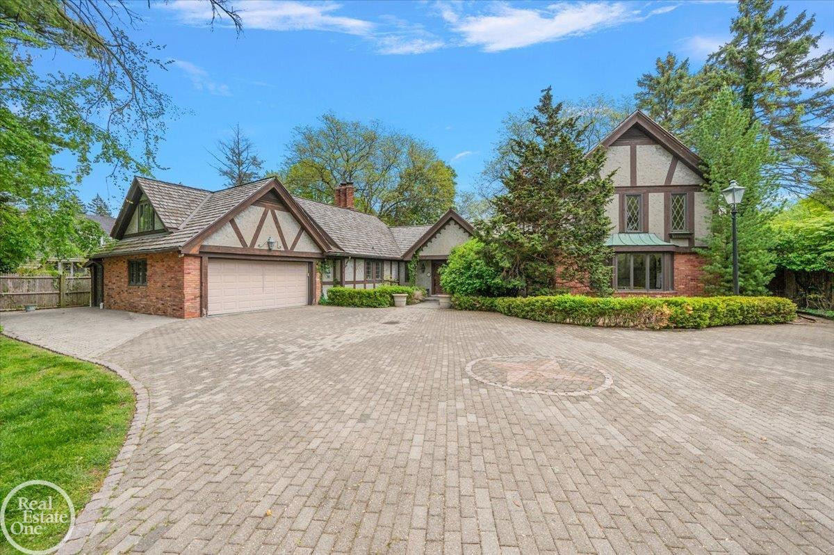 17680 E Jefferson Avenue, Grosse Pointe, MI 48230 — Photo 8