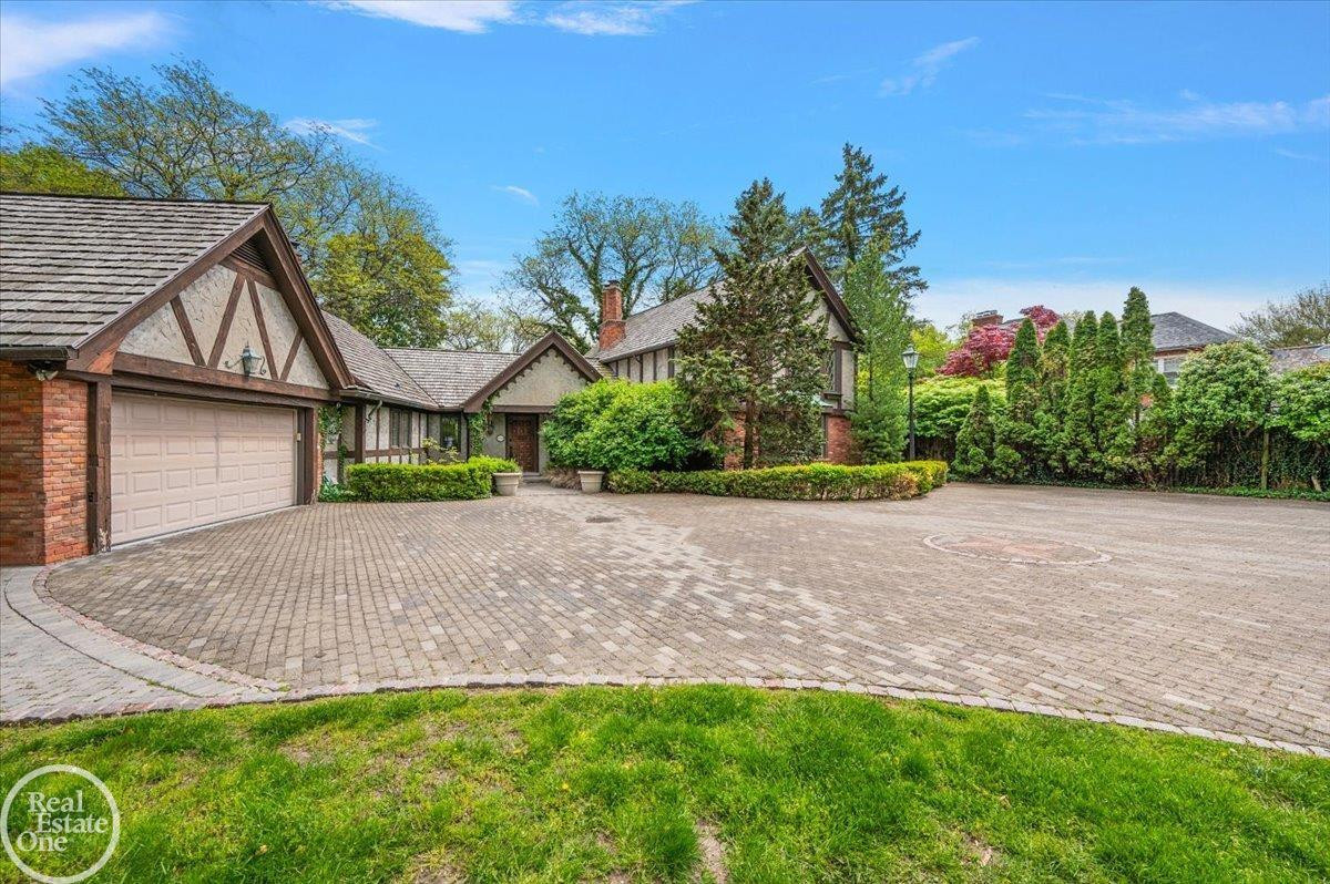 17680 E Jefferson Avenue, Grosse Pointe, MI 48230 — Photo 9