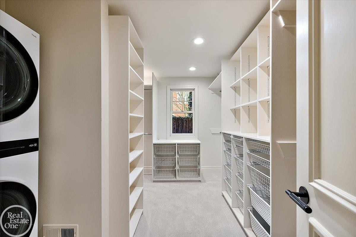 17680 E Jefferson Avenue, Grosse Pointe, MI 48230 — Photo 51