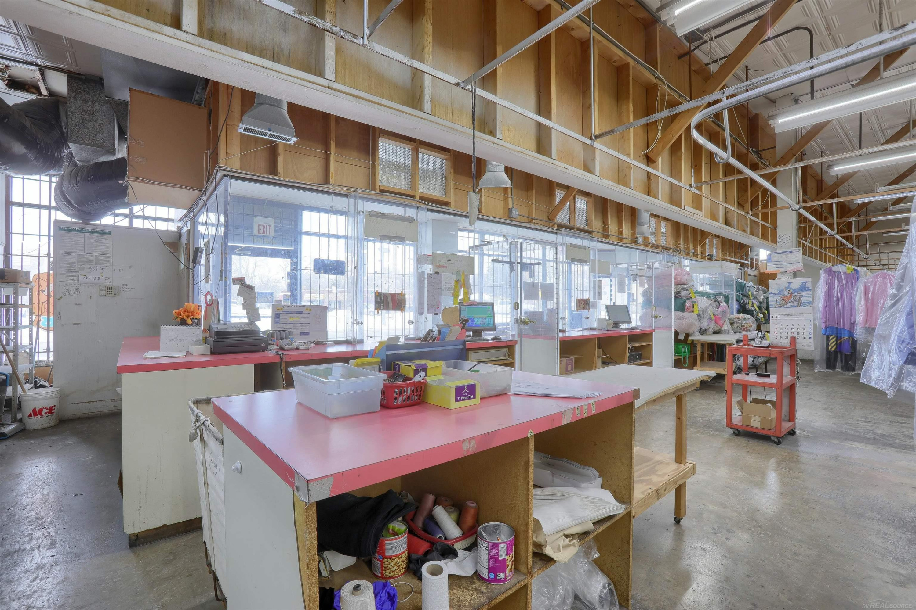 2854 E 7 Mile Road, Detroit, MI 48234 — Photo 7