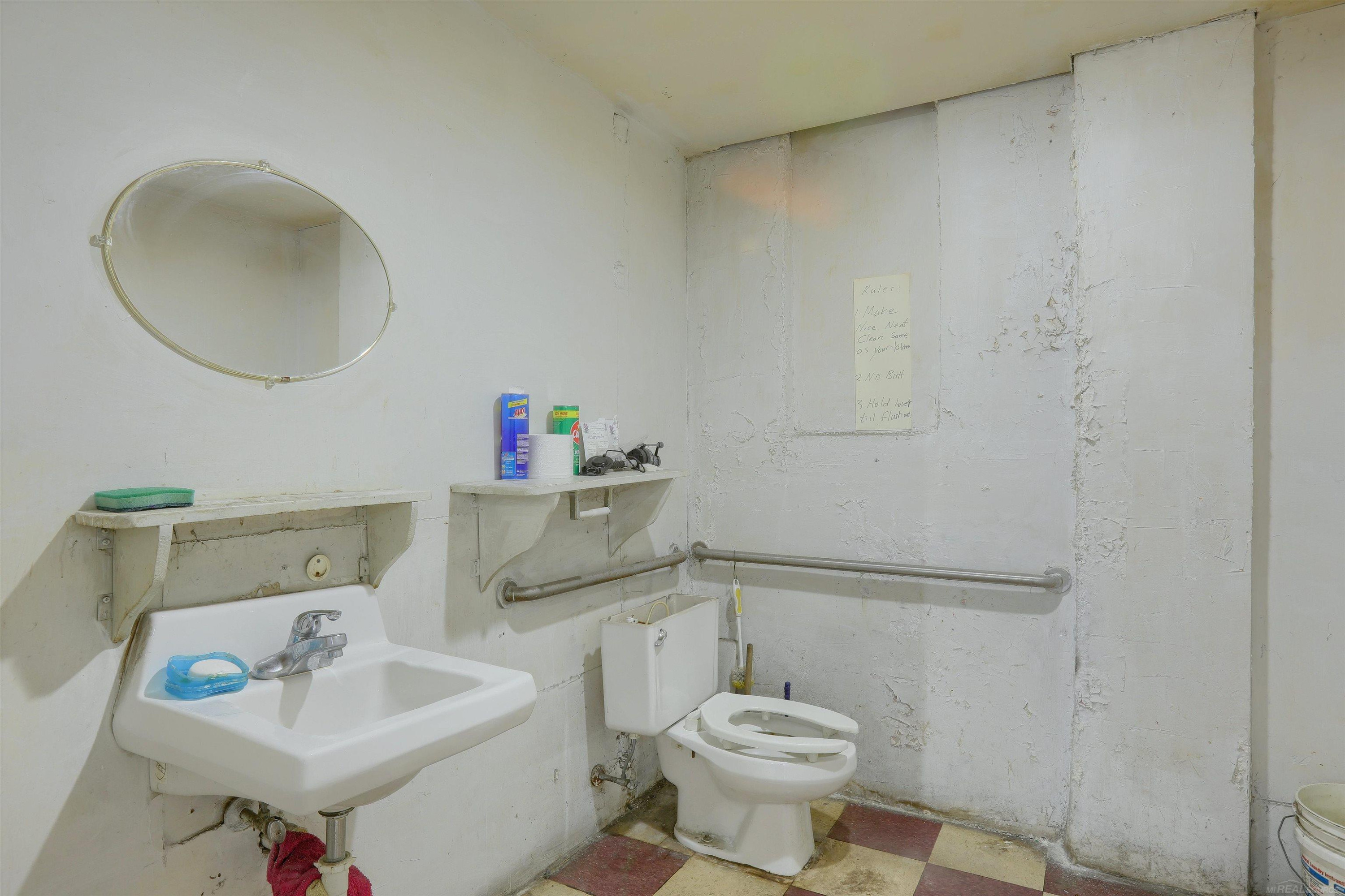 2854 E 7 Mile Road, Detroit, MI 48234 — Photo 19