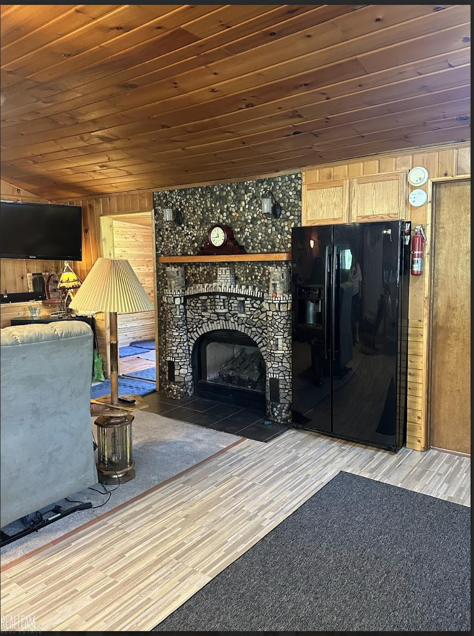 16865 Grace Harbor Road, Millersburg, MI 49759 — Photo 10