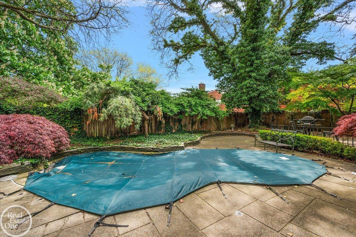 17680 E Jefferson Avenue, Grosse Pointe, MI 48230 — Photo 79