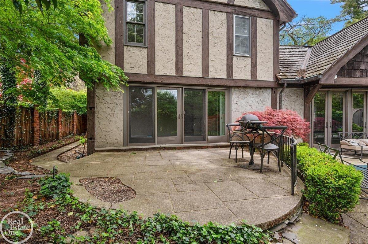 17680 E Jefferson Avenue, Grosse Pointe, MI 48230 — Photo 85