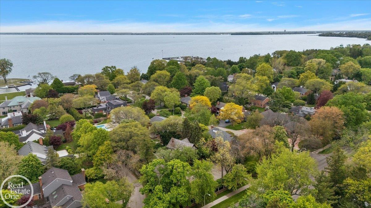 17680 E Jefferson Avenue, Grosse Pointe, MI 48230 — Photo 88