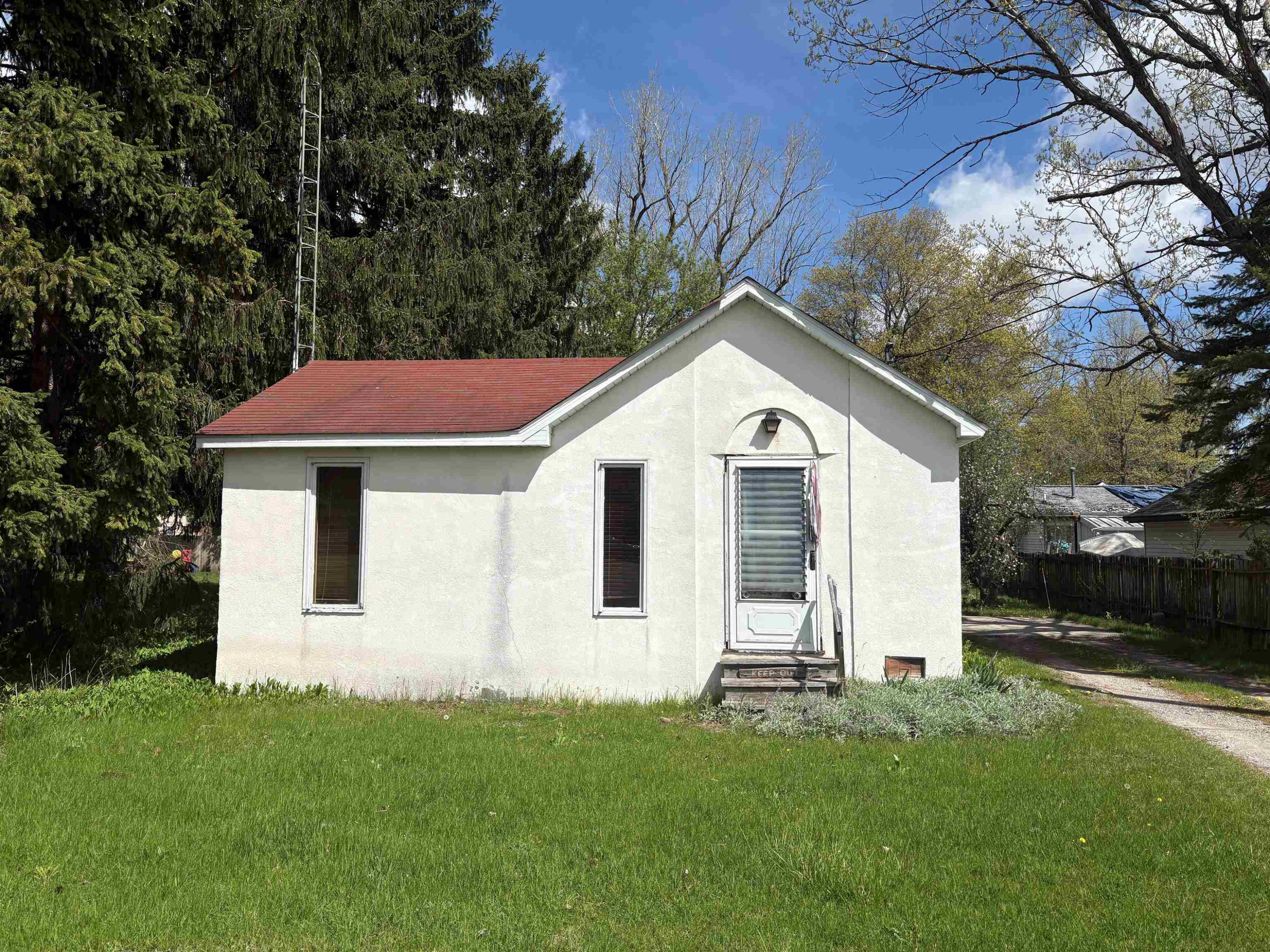 710 Bentley Street, Chesaning, MI 48616