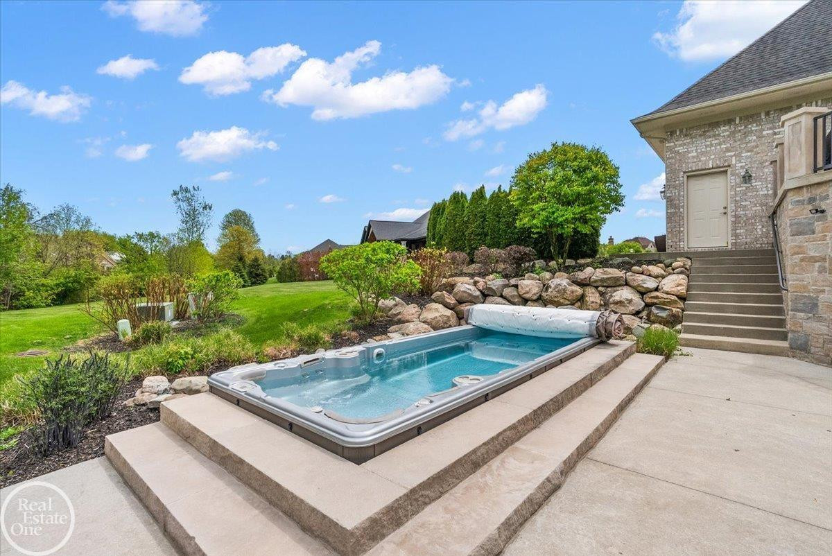 16205 La Dolce Vita Drive, Unit #10, Clinton Twp, MI 48035 — Photo 7