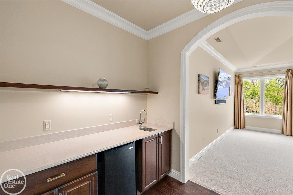 16205 La Dolce Vita Drive, Unit #10, Clinton Twp, MI 48035 — Photo 40