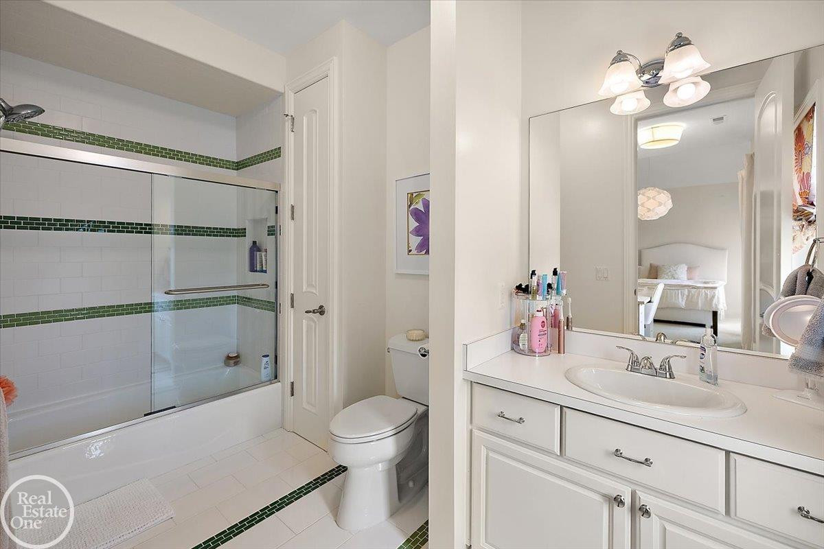 16205 La Dolce Vita Drive, Unit #10, Clinton Twp, MI 48035 — Photo 63