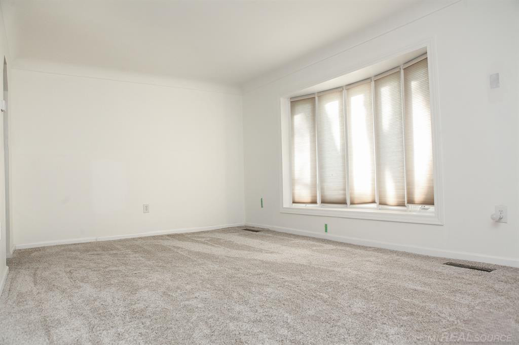 5900 Wright Drive, Troy, MI 48098 — Photo 9