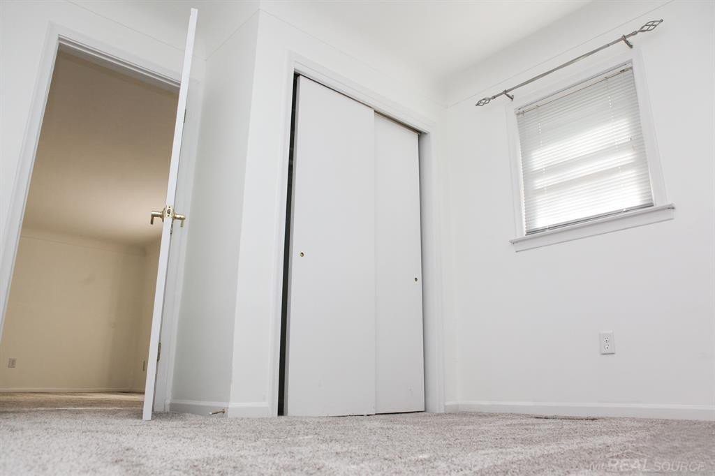5900 Wright Drive, Troy, MI 48098 — Photo 14