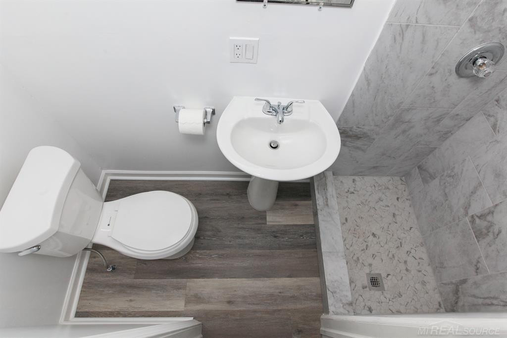 5900 Wright Drive, Troy, MI 48098 — Photo 19