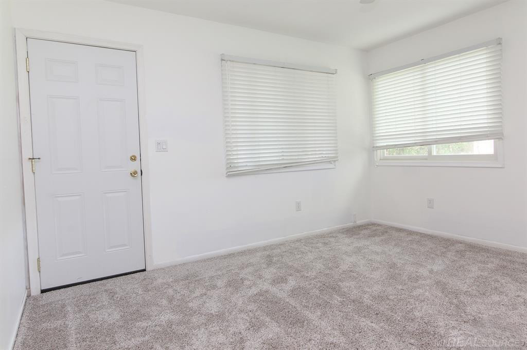 5900 Wright Drive, Troy, MI 48098 — Photo 26