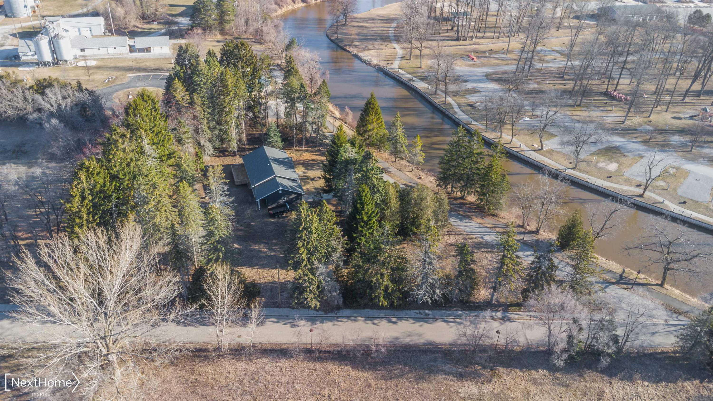 229 N Water Street, Au Gres, MI 48703 — Photo 18