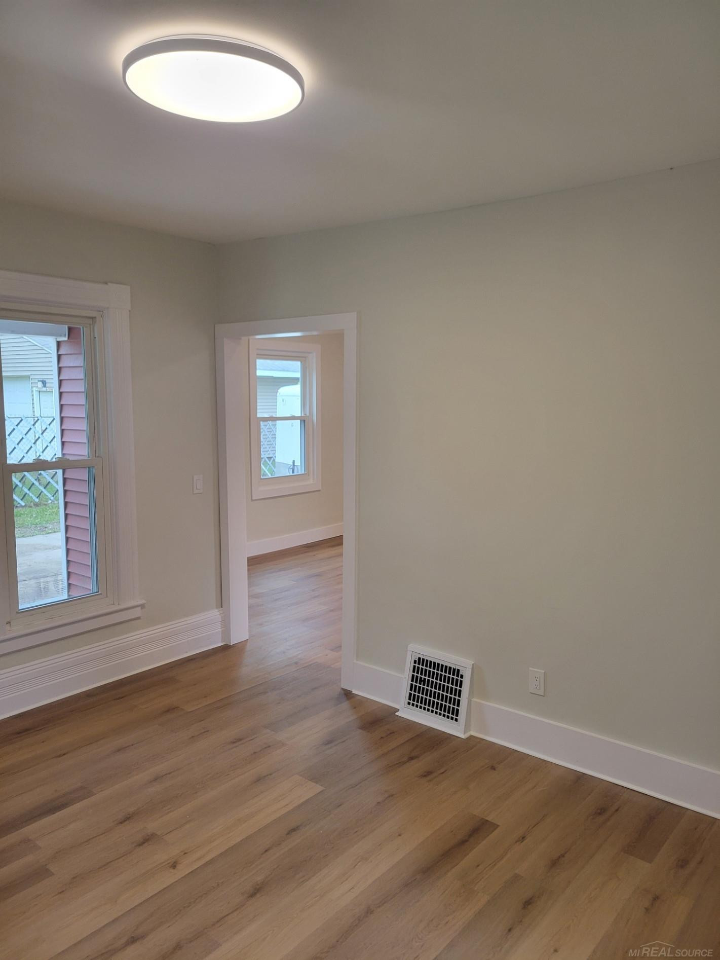821 Fletcher Street, Owosso, MI 48867 — Photo 8
