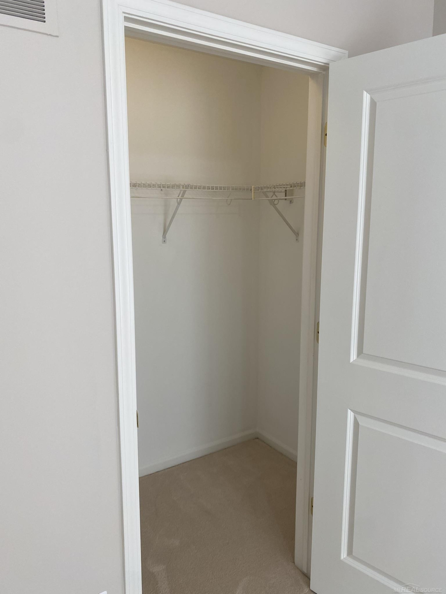 16670 Newbury Avenue, Macomb, MI 48044 — Photo 15