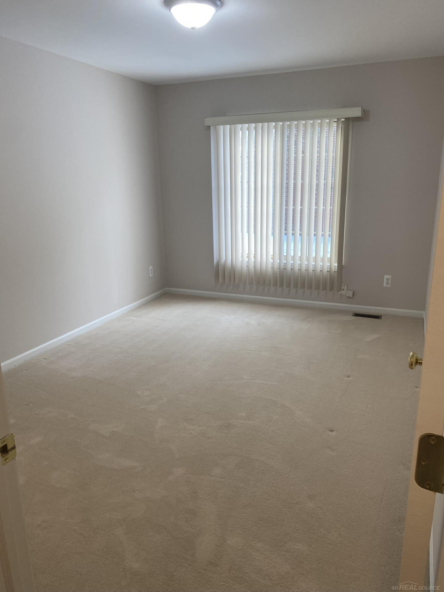 16670 Newbury Avenue, Macomb, MI 48044 — Photo 16