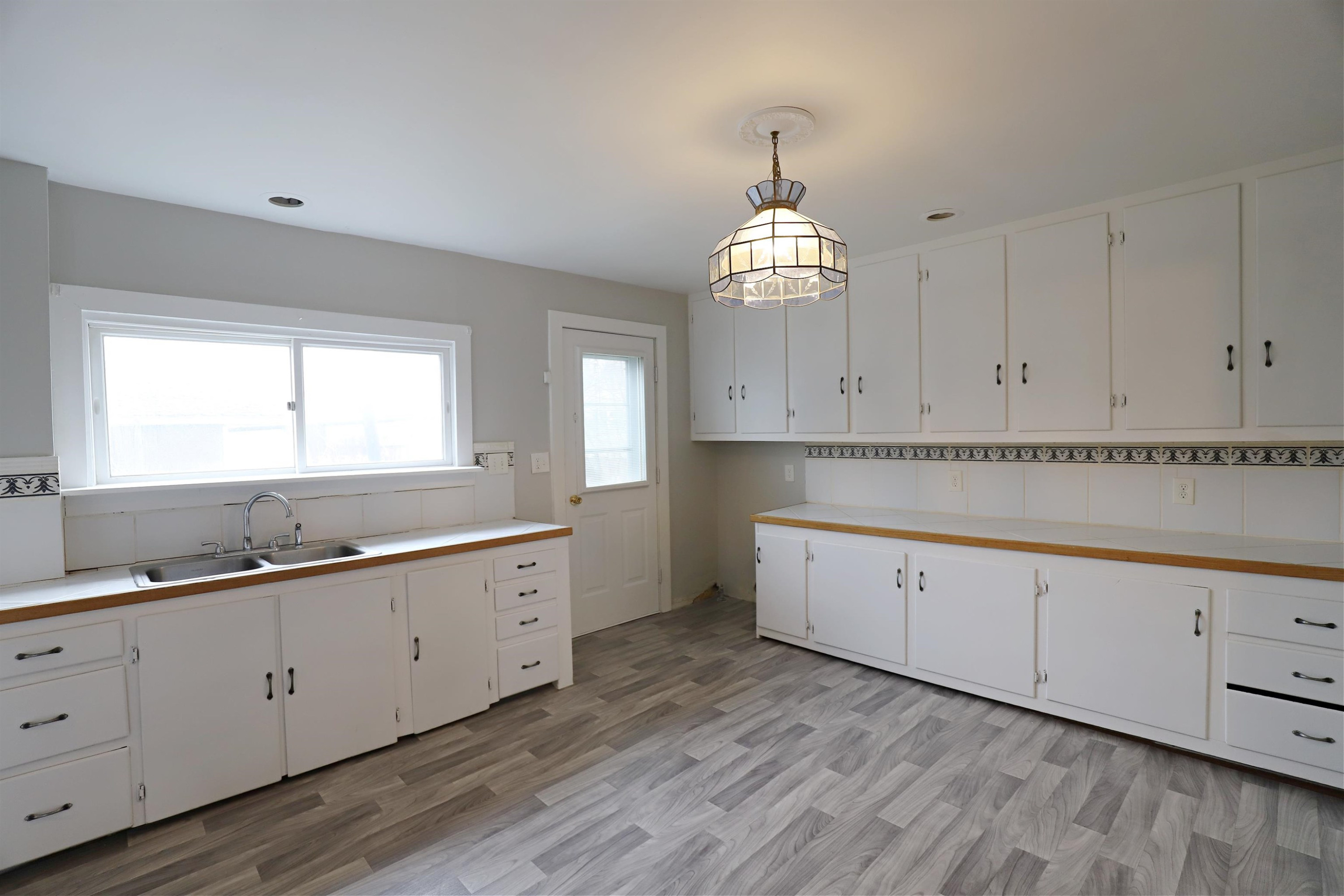 1450 Carman Street, Burton, MI 48529 — Photo 10