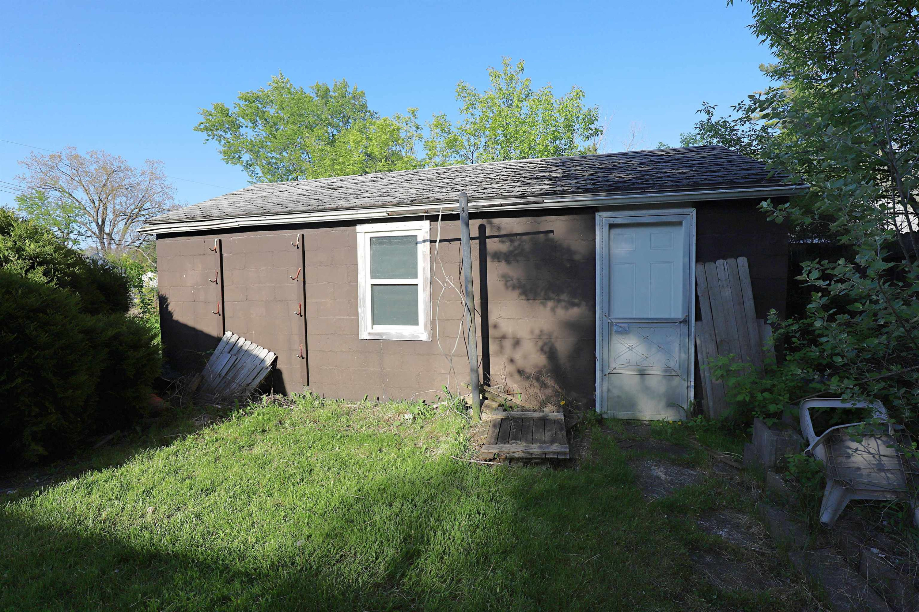 1450 Carman Street, Burton, MI 48529 — Photo 25