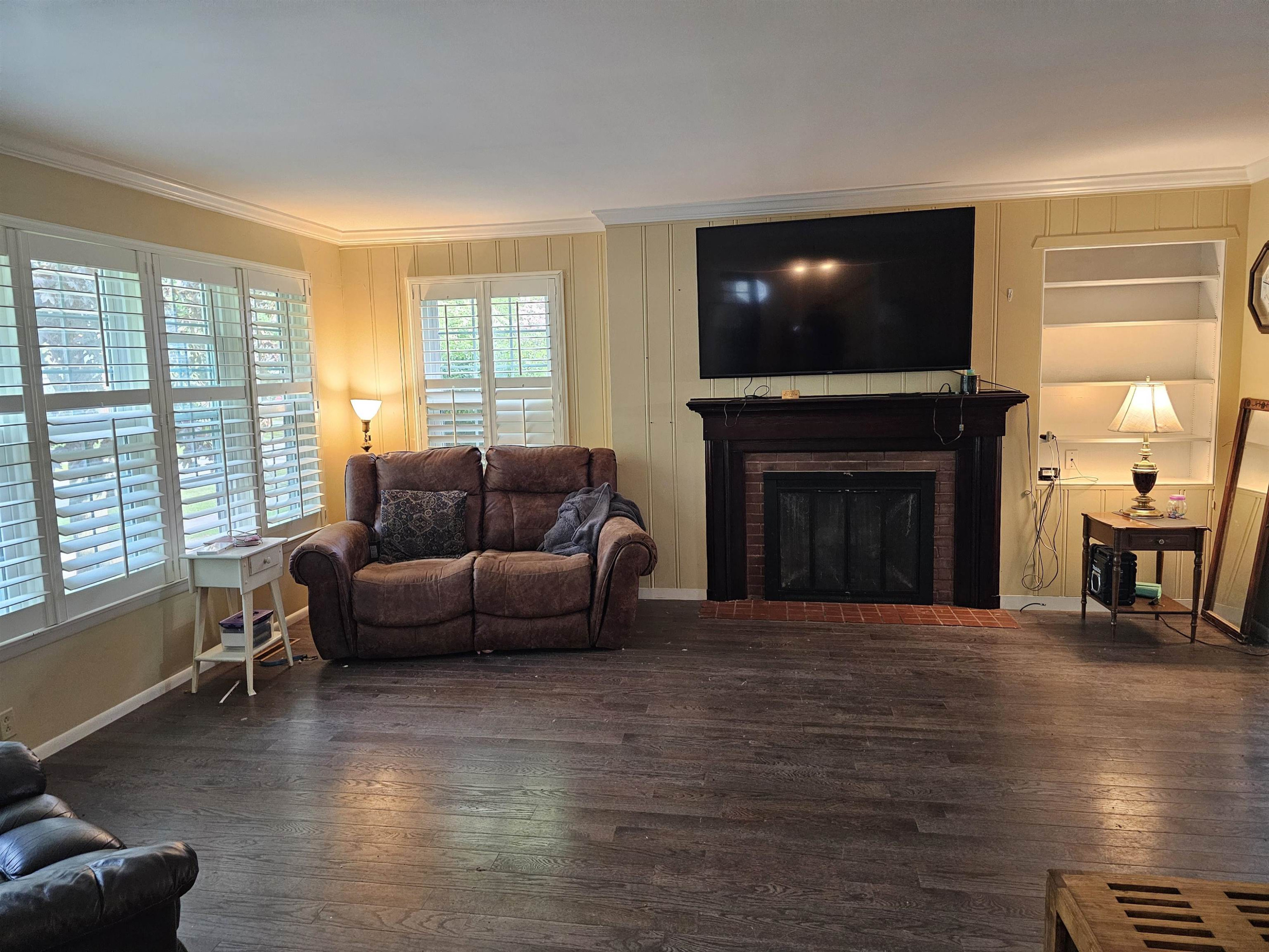 617 Pine Street, Owosso, MI 48867 — Photo 5