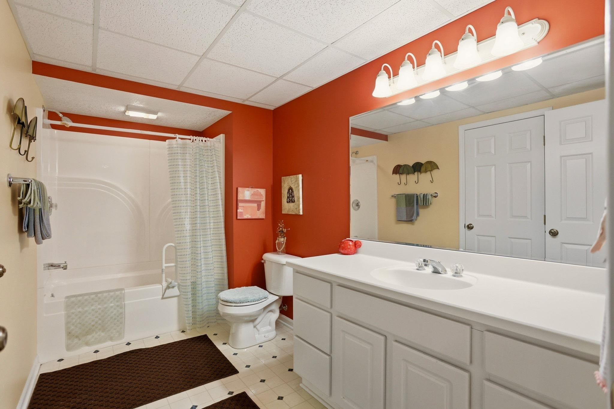 598 W Schleier Street, Frankenmuth, MI 48734 — Photo 35