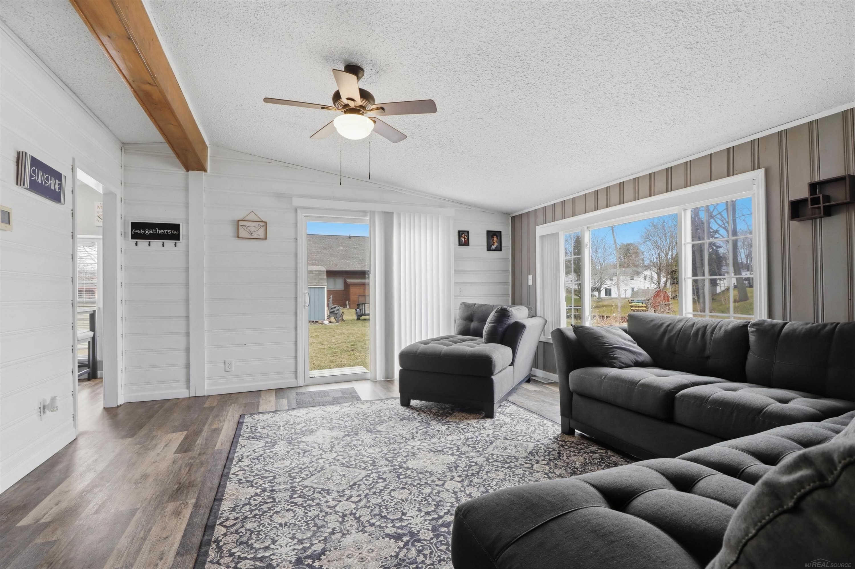 6364 Lee Dr Drive, Caseville, MI 48725 — Photo 9