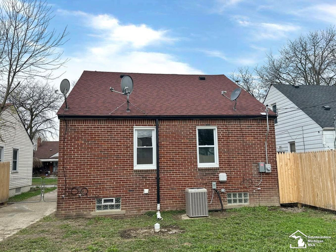 7316 Warwick Street, Detroit, MI 48228 — Photo 3
