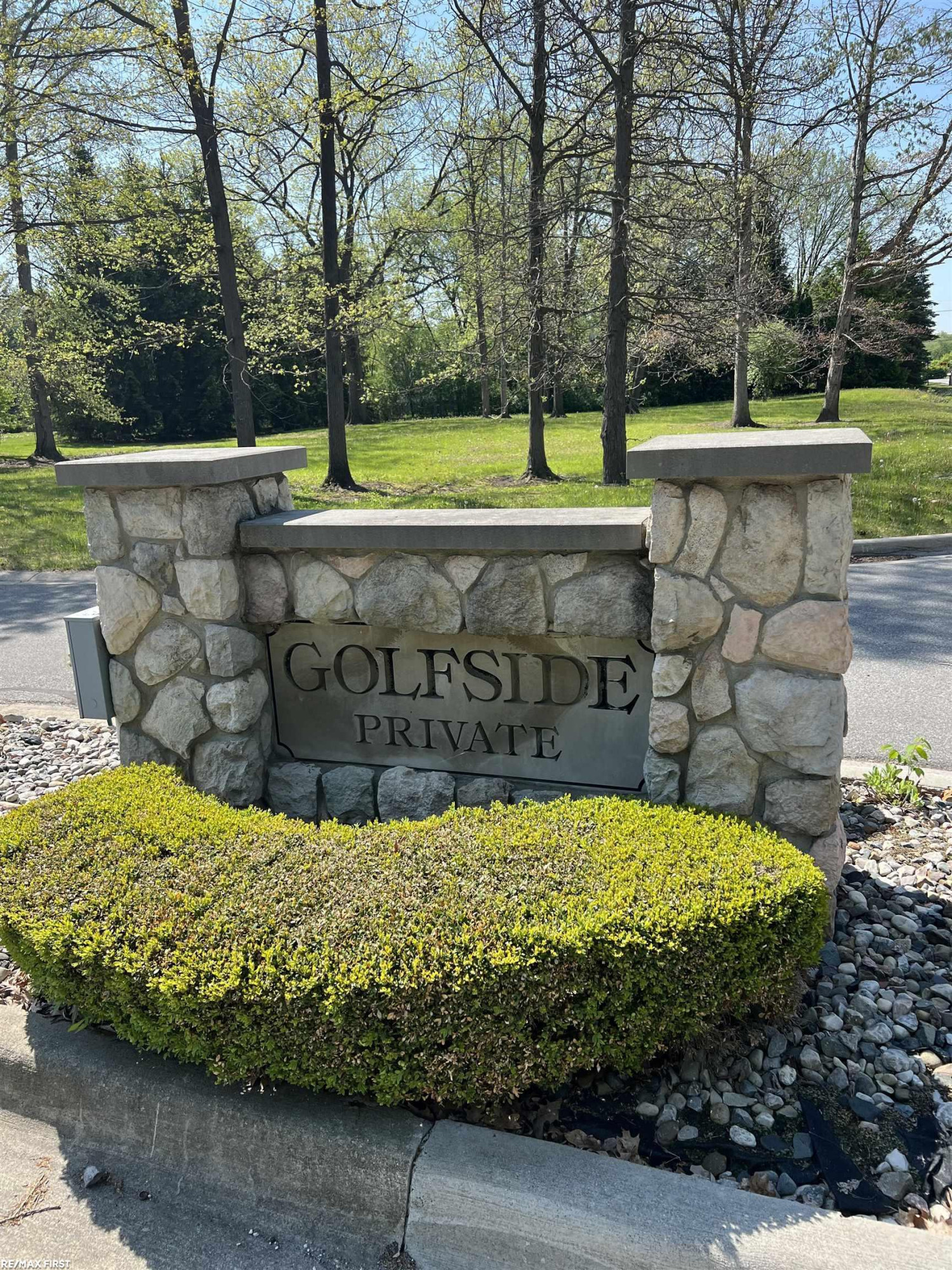 1 Golfside Drive, 4, MI 48079 — Photo 3