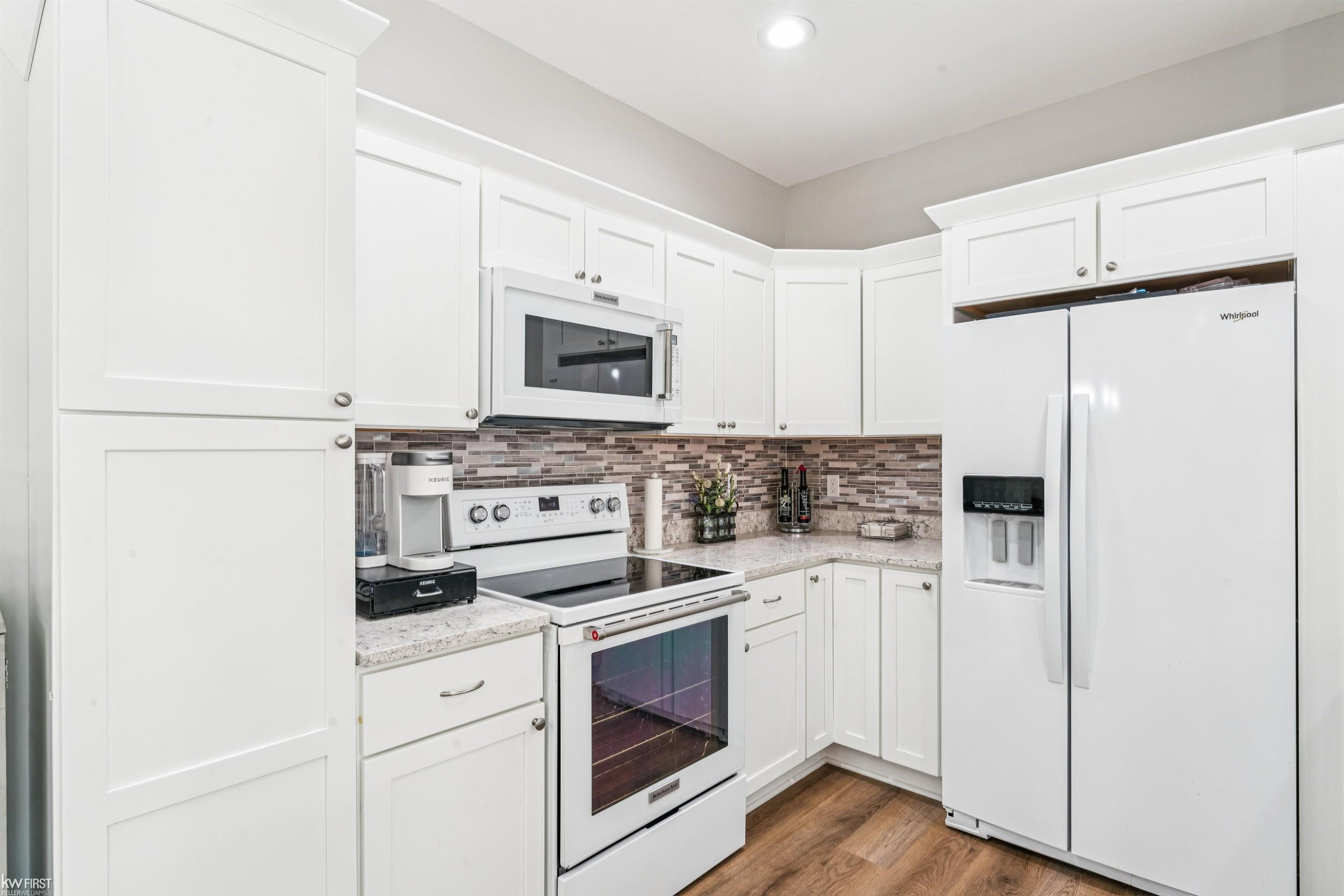 895 Watercress Lane, Fenton, MI 48430 — Photo 4