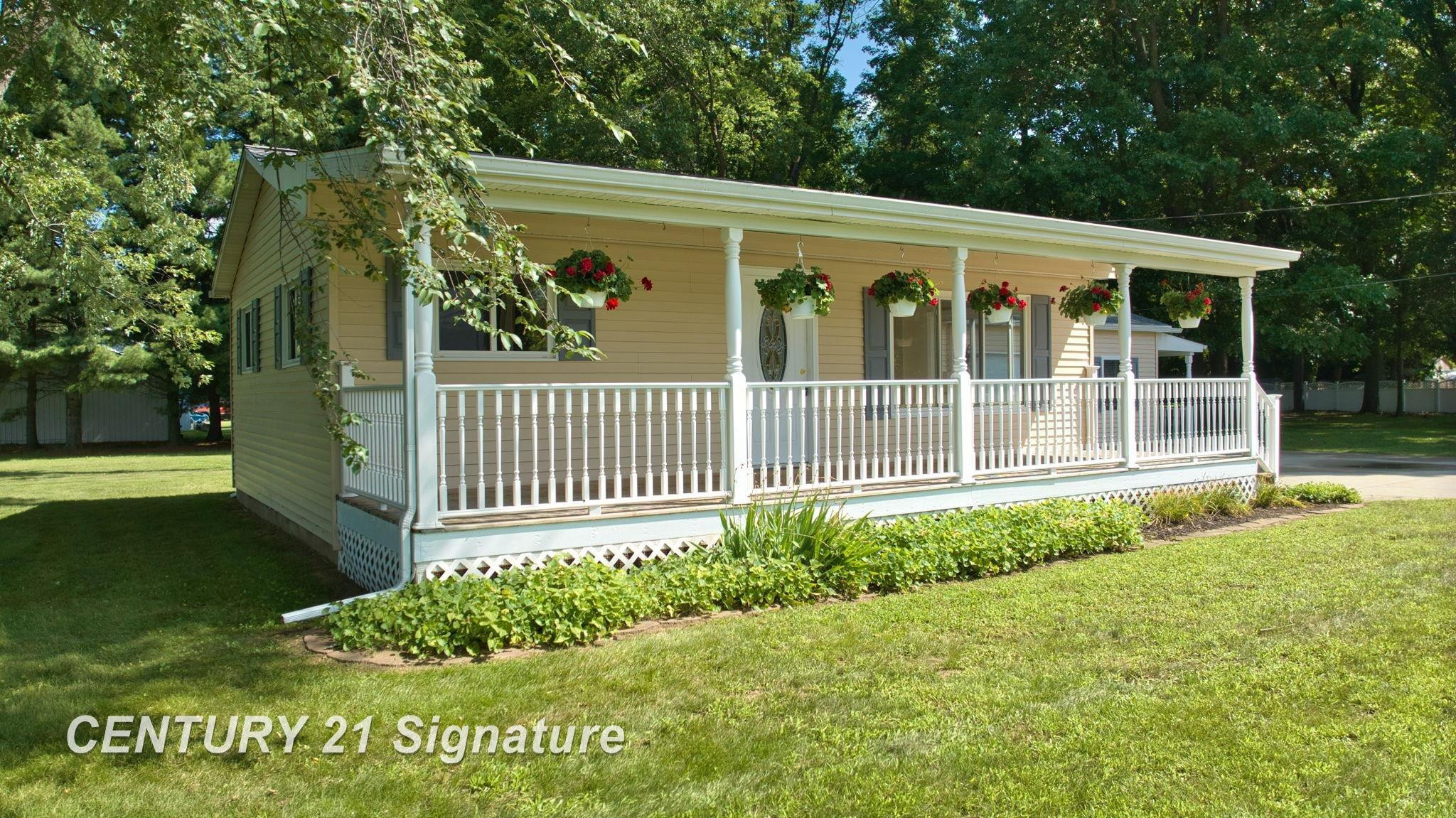9326 Vienna Road, Montrose, MI 48457 — Photo 2