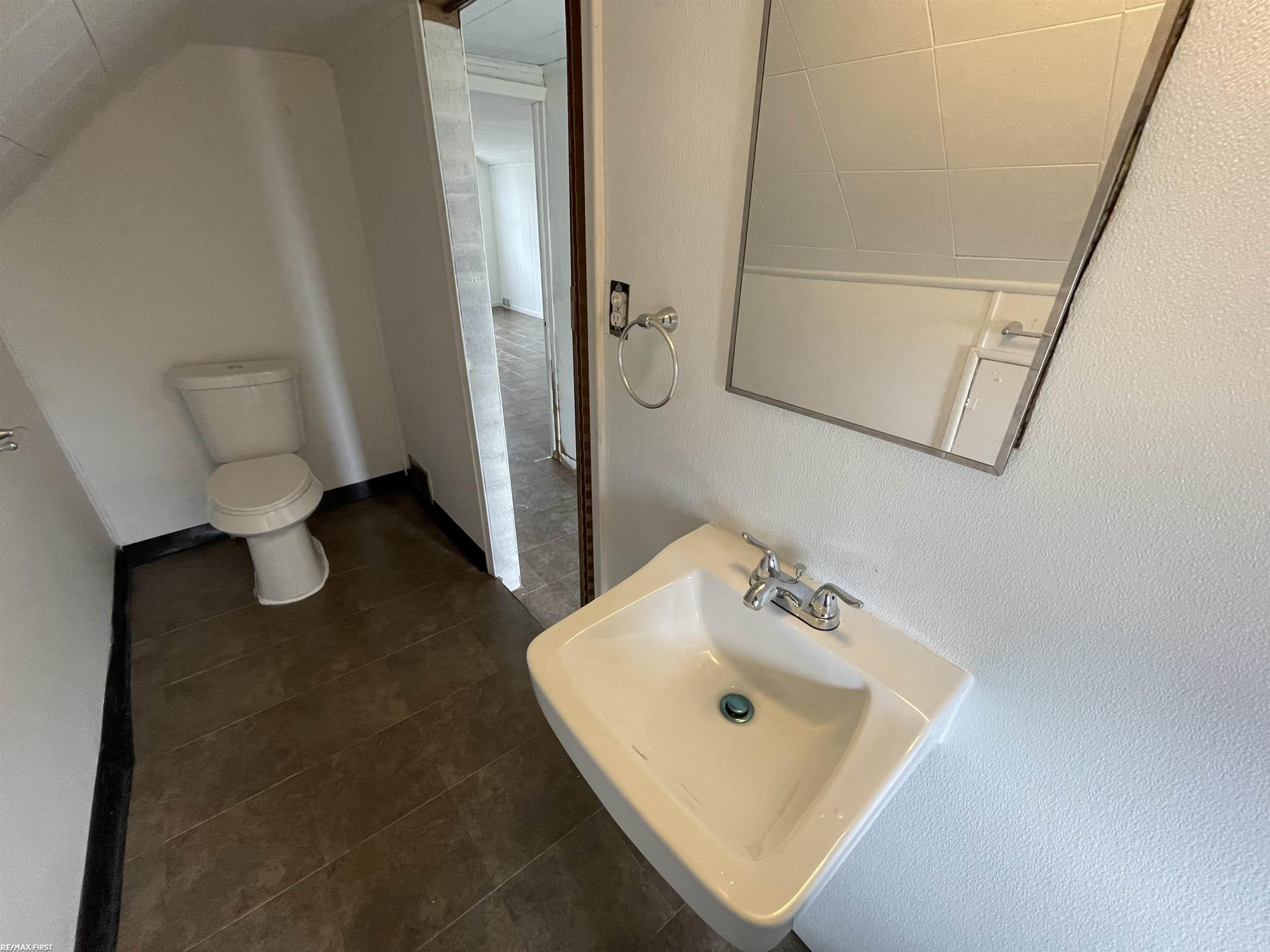 10411 Sterritt Street, Detroit, MI 48213 — Photo 12