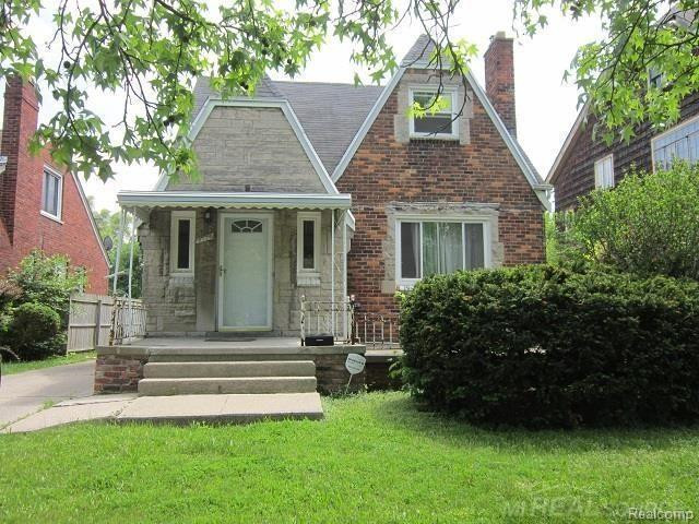 9776 E Outer Drive, Detroit, MI 48213 — front exterior