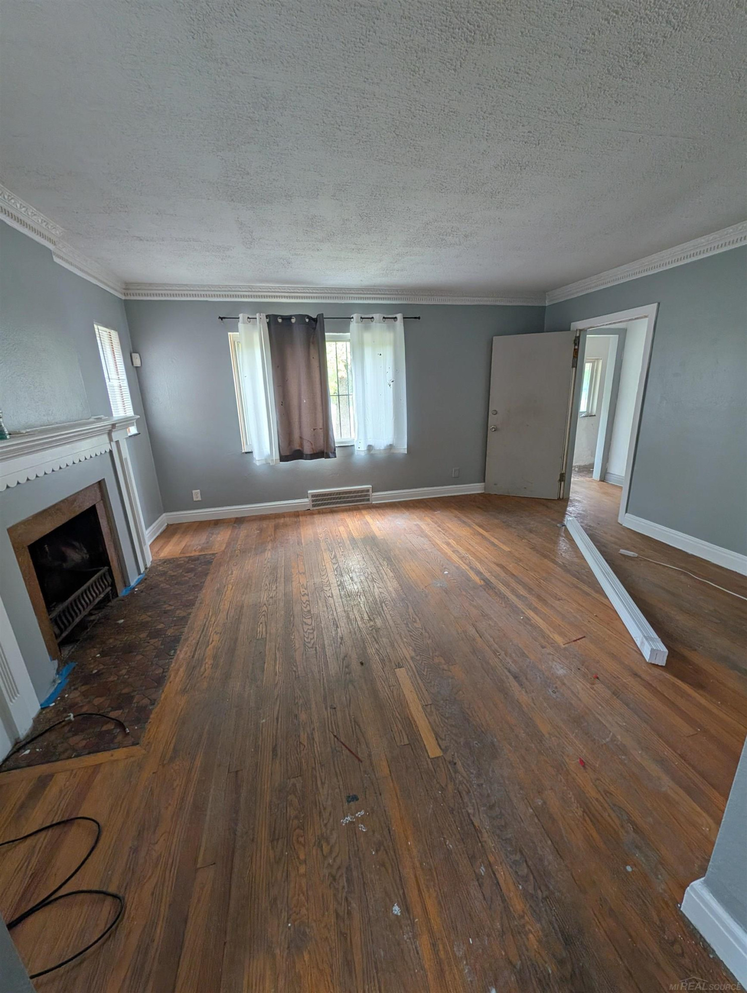 9776 E Outer Drive, Detroit, MI 48213 — Photo 5
